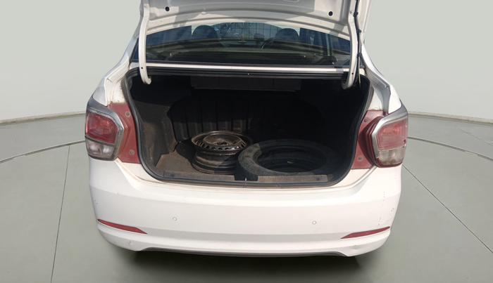 2016 Hyundai Xcent SX 1.1 CRDI, Diesel, Manual, 3,40,000 km, exterior