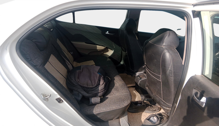 2016 Hyundai Xcent SX 1.1 CRDI, Diesel, Manual, 3,40,000 km, interior