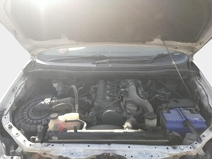 2011 Toyota Innova 2.5 G3, Diesel, Manual, 2,13,429 km, exterior