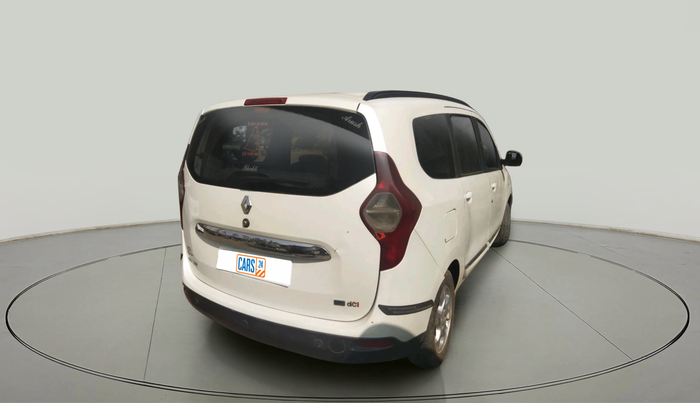 2015 Renault Lodgy 110 PS RXZ 7 STR, Diesel, Manual, 1,35,979 km, exterior