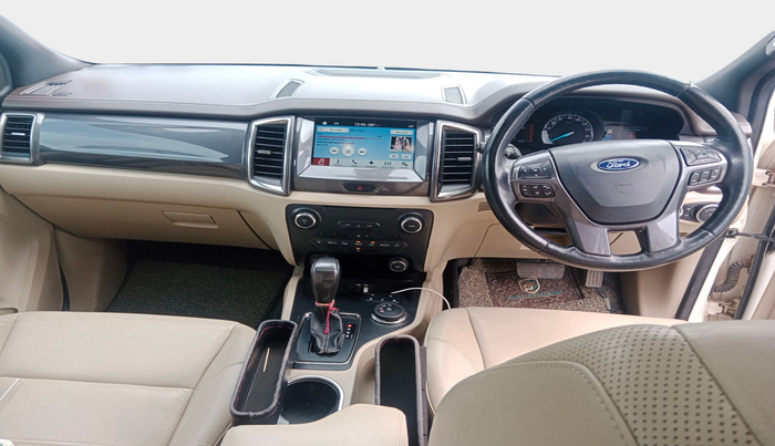 2017 Ford Endeavour TITANIUM 3.2 4X4 AT, Diesel, Automatic, 1,45,683 km, interior