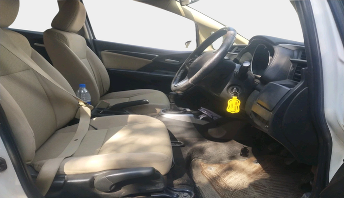 2016 Honda Jazz 1.5L I-DTEC V, Diesel, Manual, 1,27,951 km, interior