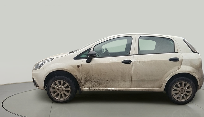 2017 Fiat Punto EVO ACTIVE 1.2, Petrol, Manual, 2,07,044 km, exterior