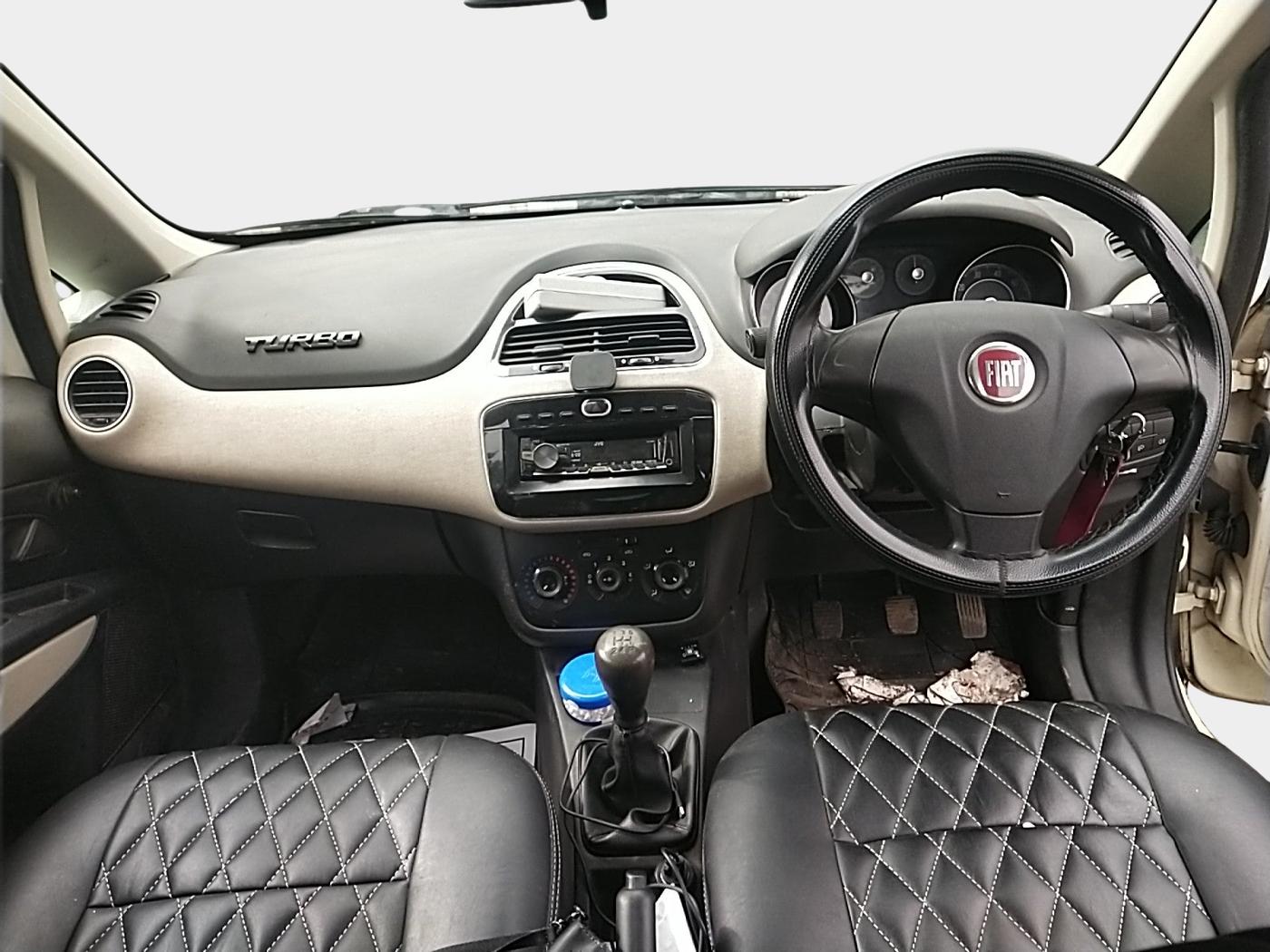 2017 Fiat Punto EVO ACTIVE 1.2, Petrol, Manual, 2,08,000 km, interior