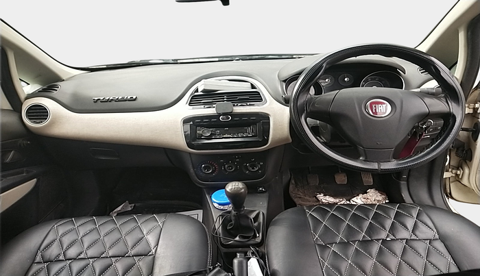 2017 Fiat Punto EVO ACTIVE 1.2, Petrol, Manual, 2,07,044 km, interior