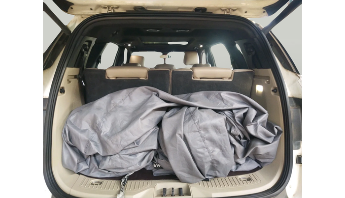 2017 Ford Endeavour TITANIUM 3.2 4X4 AT, Diesel, Automatic, 1,48,227 km, exterior