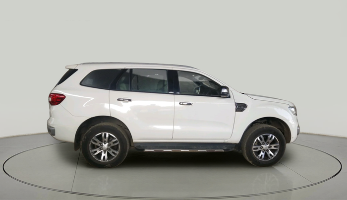 2017 Ford Endeavour TITANIUM 3.2 4X4 AT, Diesel, Automatic, 1,48,227 km, exterior