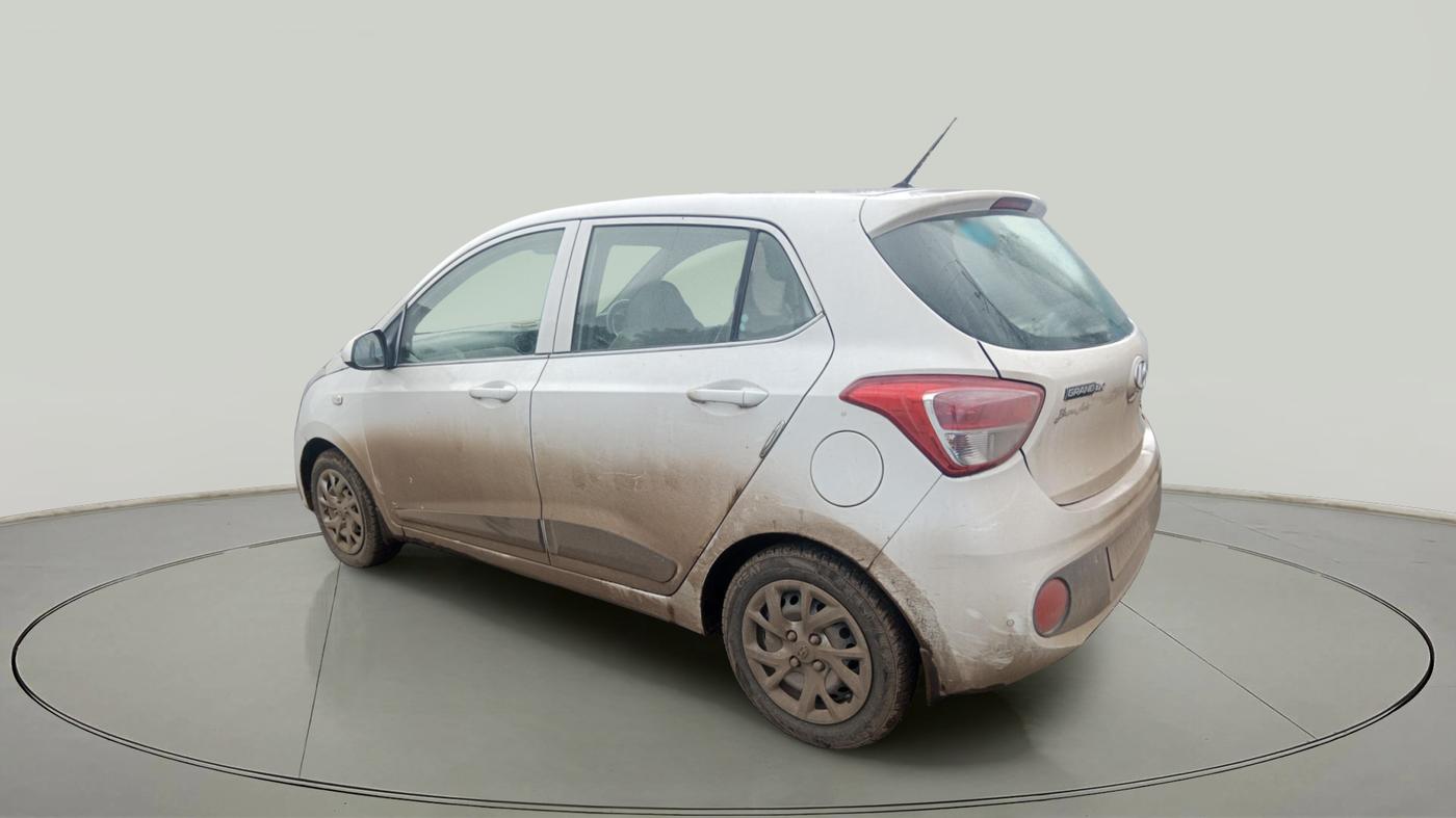 2017 Hyundai Grand i10 SPORTZ 1.2 KAPPA VTVT, Petrol, Manual, 1,21,221 km, exterior