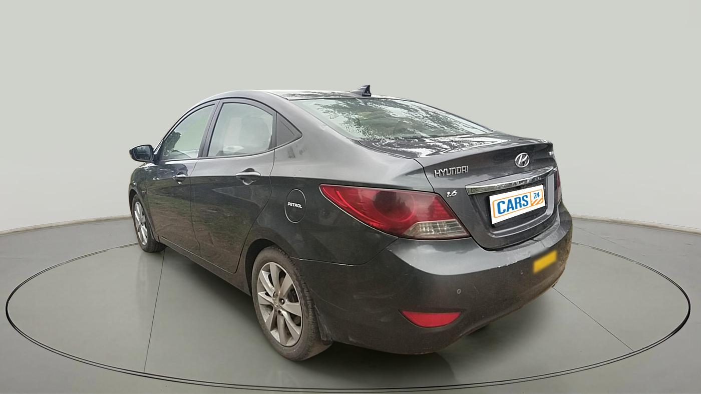 2011 Hyundai Verna FLUIDIC 1.6 VTVT SX, Petrol, Manual, 1,66,660 km, exterior