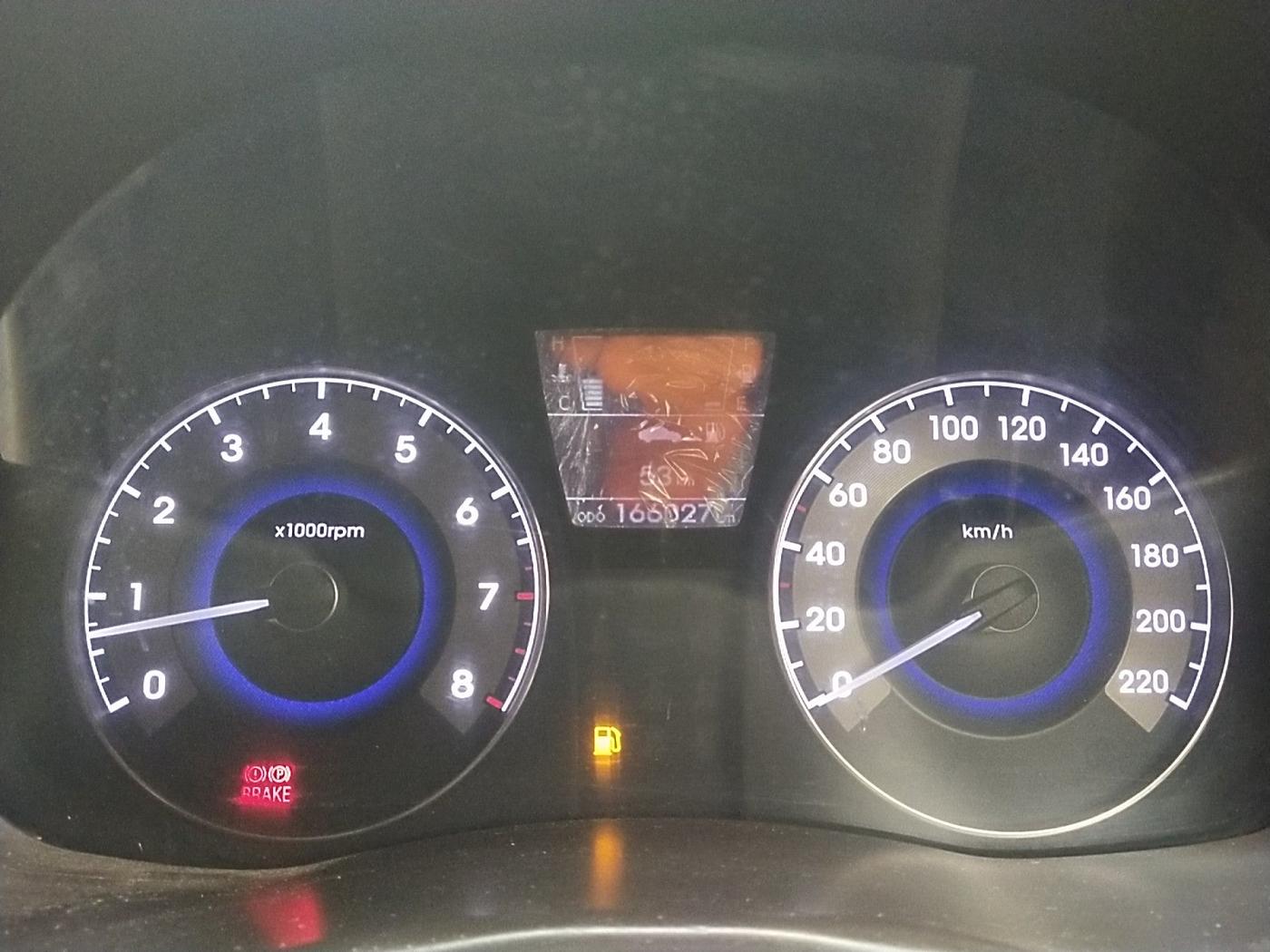 2011 Hyundai Verna FLUIDIC 1.6 VTVT SX, Petrol, Manual, 1,66,660 km, interior