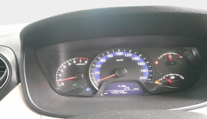 2014 Hyundai Xcent SX 1.2 (O), Petrol, Manual, 49,048 km, interior