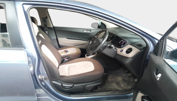 2014 Hyundai Xcent SX 1.2 (O), Petrol, Manual, 49,048 km, interior