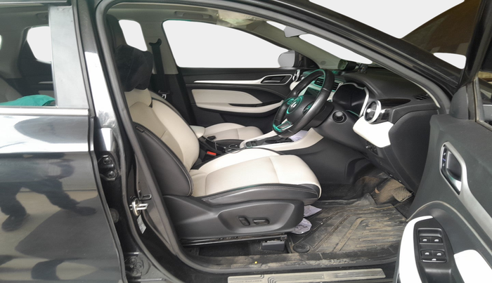 2023 MG ASTOR SHARP 1.5 CVT, Petrol, Automatic, 45,694 km, interior