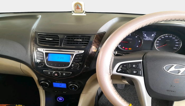 2014 Hyundai Verna FLUIDIC 1.6 CRDI SX, Diesel, Manual, 2,53,745 km, interior