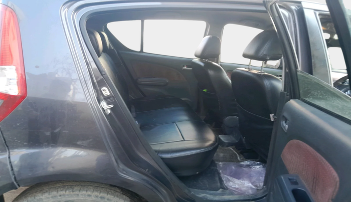 2013 Maruti Ritz VXI, Petrol, Manual, 1,20,705 km, interior