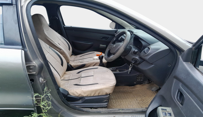 2016 Renault Kwid RXL, Petrol, Manual, 1,26,476 km, interior