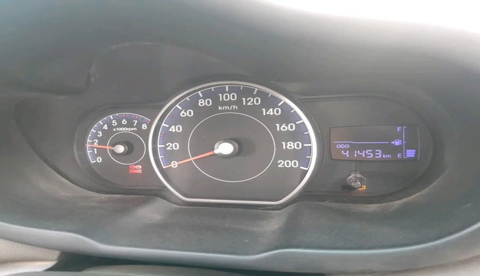 2013 Hyundai i10 MAGNA 1.1, Petrol, Manual, 41,453 km, interior