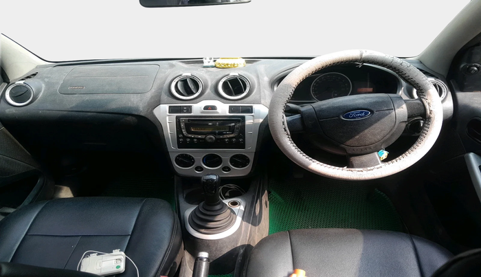 2011 Ford Figo TITANIUM 1.4 DIESEL, Diesel, Manual, 1,17,346 km, interior