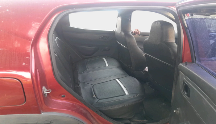 2016 Renault Kwid RXT 1.0, Petrol, Manual, 95,305 km, interior