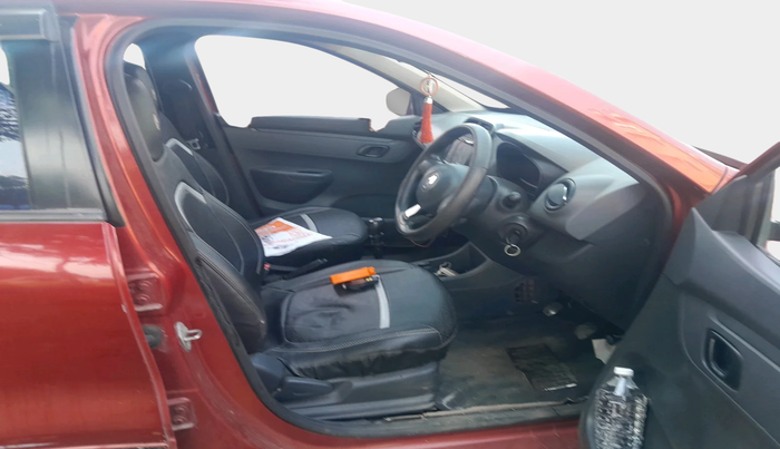 2016 Renault Kwid RXT 1.0, Petrol, Manual, 95,305 km, interior