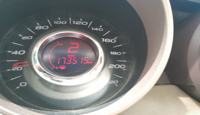 2013 Mahindra XUV500 W8, Diesel, Manual, 1,73,515 km, interior