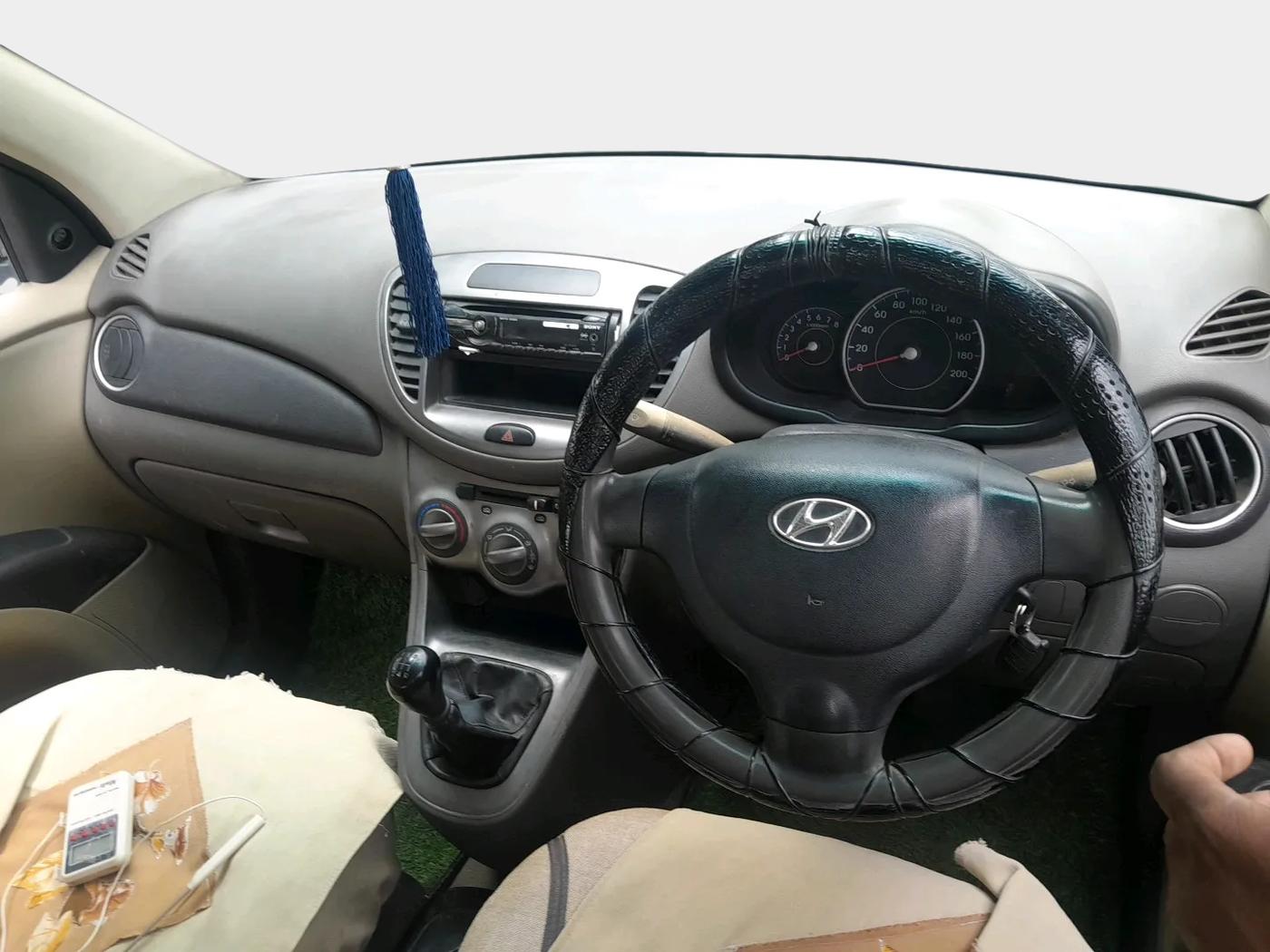 2011 Hyundai i10 ERA 1.1, Petrol, Manual, 60,005 km, interior