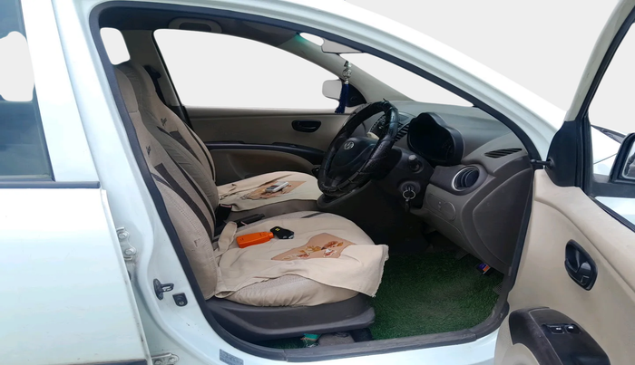 2011 Hyundai i10 ERA 1.1, Petrol, Manual, 60,005 km, interior