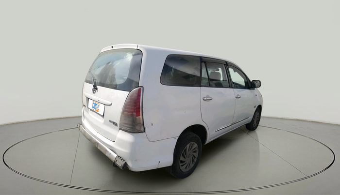 2011 Toyota Innova 2.5 G2 8STR, Diesel, Manual, 1,62,711 km, exterior