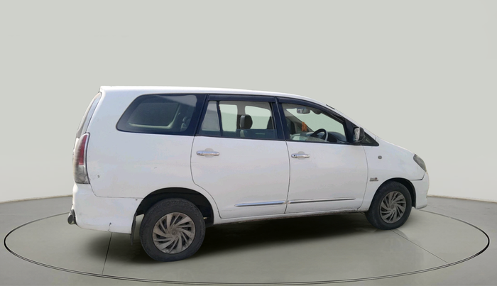 2011 Toyota Innova 2.5 G2 8STR, Diesel, Manual, 1,62,711 km, exterior