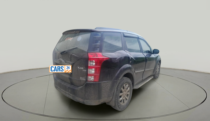 2018 Mahindra XUV500 W10 AT, Diesel, Automatic, 1,50,040 km, exterior