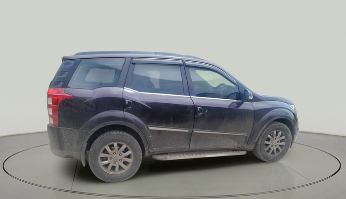 2018 Mahindra XUV500 W10 AT, Diesel, Automatic, 1,50,040 km, exterior