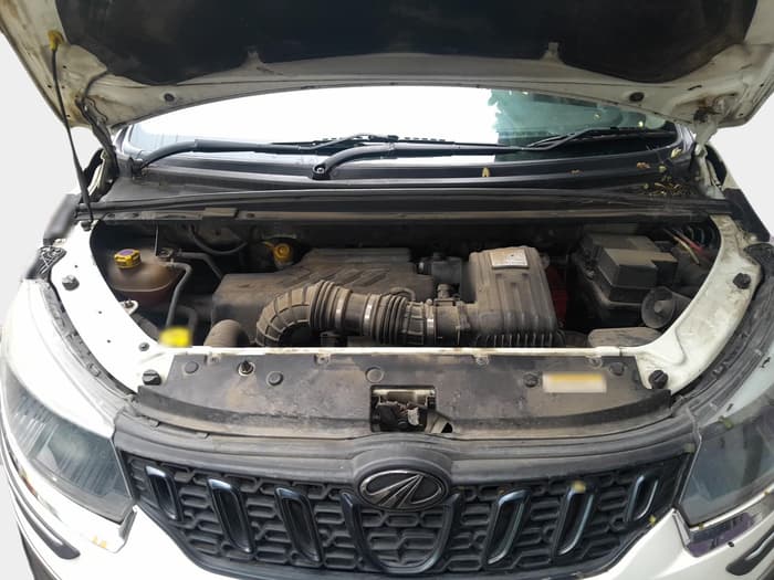 2018 Mahindra MARAZZO M2 8 STR, Diesel, Manual, 2,22,222 km, exterior