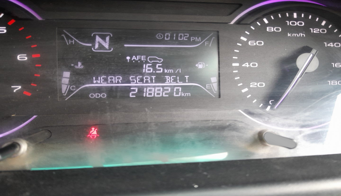 2018 Mahindra MARAZZO M2 8 STR, Diesel, Manual, 2,18,820 km, interior