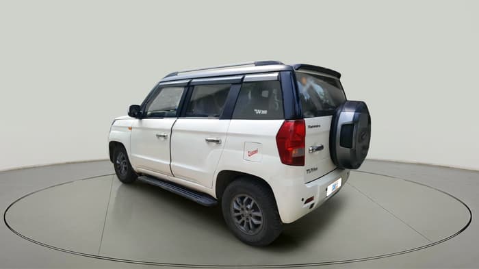 2018 Mahindra TUV300 T10, Diesel, Manual, 1,37,950 km, exterior