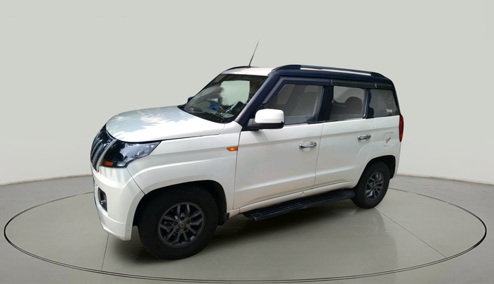 2018 Mahindra TUV300 T10, Diesel, Manual, 1,37,924 km, exterior