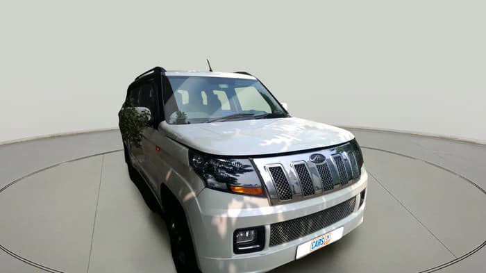 2018 Mahindra TUV300 T10, Diesel, Manual, 1,37,950 km, exterior