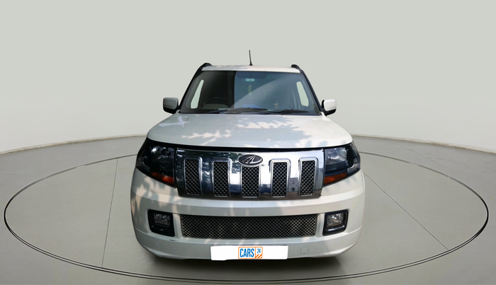2018 Mahindra TUV300 T10, Diesel, Manual, 1,37,924 km, interior
