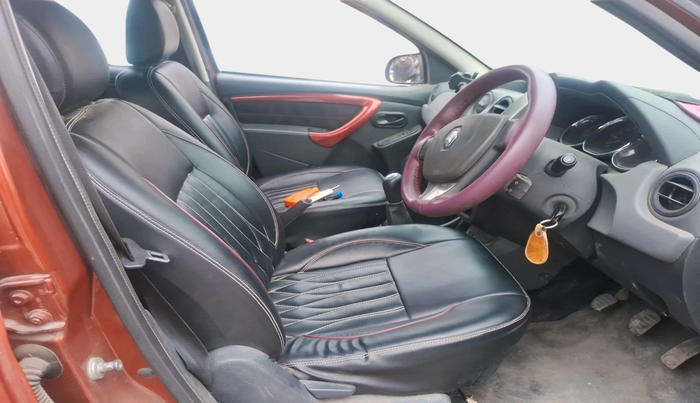2016 Renault Duster 85 PS RXS MT DIESEL, Diesel, Manual, 1,12,716 km, interior