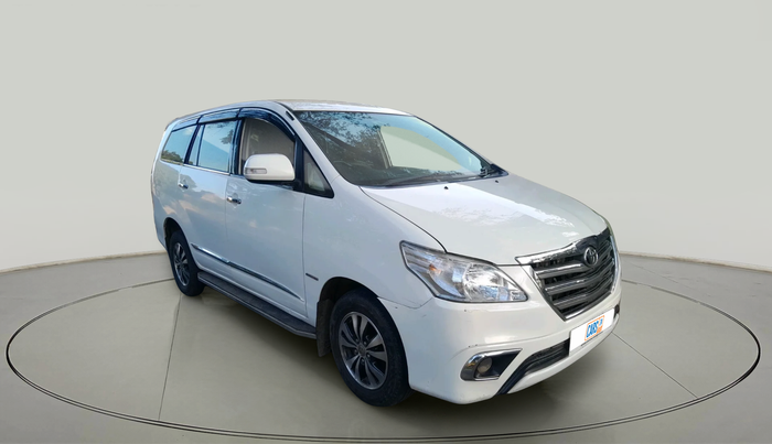 2015 Toyota Innova 2.5 VX 8 STR, Diesel, Manual, 1,64,838 km, exterior
