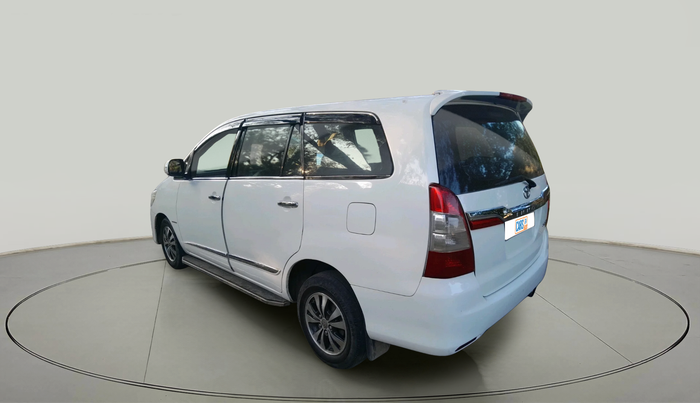 2015 Toyota Innova 2.5 VX 8 STR, Diesel, Manual, 1,64,838 km, exterior