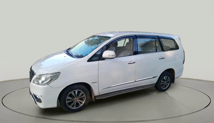 2015 Toyota Innova 2.5 VX 8 STR, Diesel, Manual, 1,64,838 km, exterior