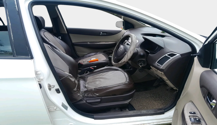 2011 Hyundai i20 MAGNA 1.2, Petrol, Manual, 1,01,160 km, interior