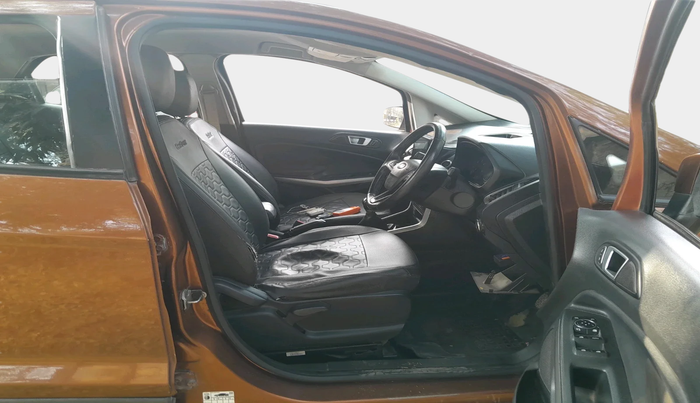 2018 Ford Ecosport TITANIUM 1.5L DIESEL, Diesel, Manual, 1,53,100 km, interior