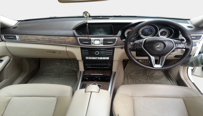 2016 Mercedes Benz E Class E 250 CDI Avantgarde, Diesel, Automatic, 1,14,187 km, interior