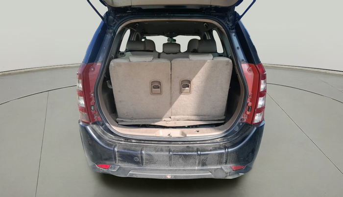 2013 Mahindra XUV500 W6, Diesel, Manual, 1,18,550 km, exterior