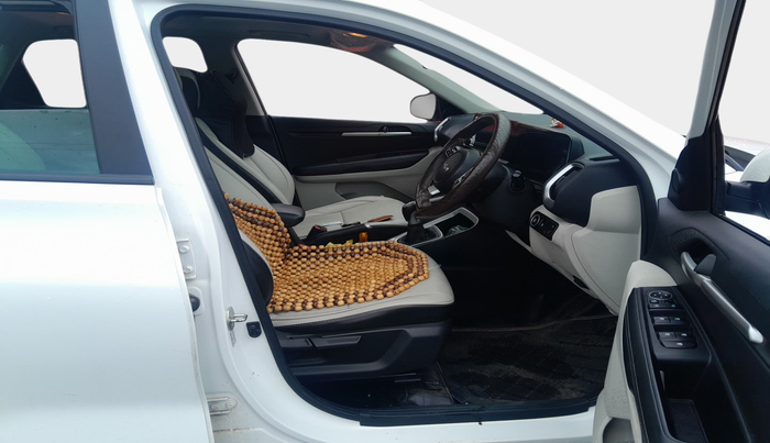 2023 KIA SONET HTX 1.5D IMT, Diesel, Manual, 81,882 km, interior