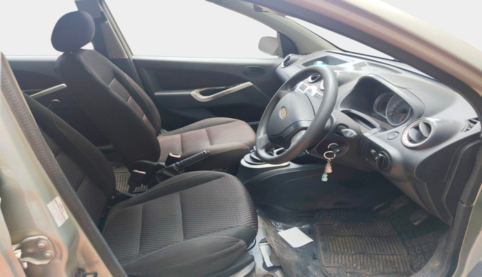2011 Ford Figo ZXI 1.2 PETROL, Petrol, Manual, 1,50,500 km, interior