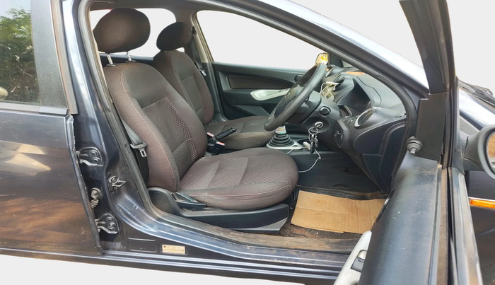 2012 Ford Figo ZXI 1.4 DIESEL, Diesel, Manual, 2,15,933 km, interior