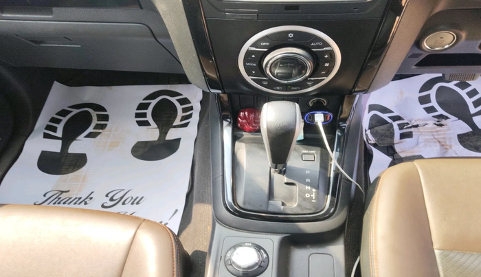 2021 ISUZU D-Max V Cross Z PRESTIGE 4X4AT, Diesel, Automatic, 1,03,804 km, interior