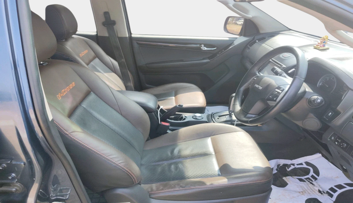 2021 ISUZU D-Max V Cross Z PRESTIGE 4X4AT, Diesel, Automatic, 1,03,804 km, interior